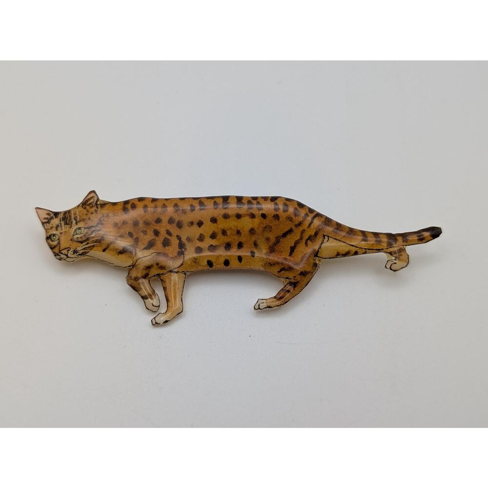 Vintage MB Designs Signed Whiskers Bengal Cat Resin Brooch Pin Hand Painted USA